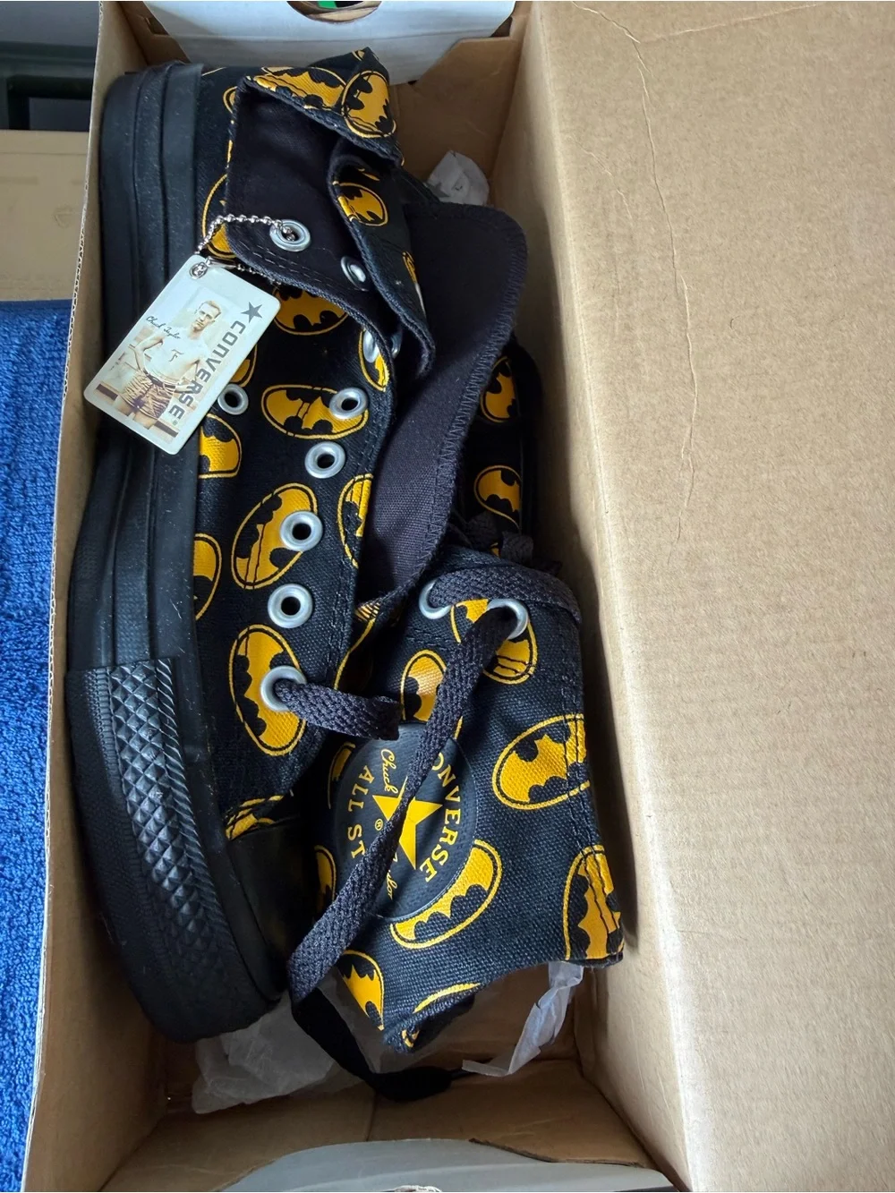 Converse All Star Chuck Taylor High Top Sneaker Shoe Batman Print Size 8.5 New - Picture 3 of 8